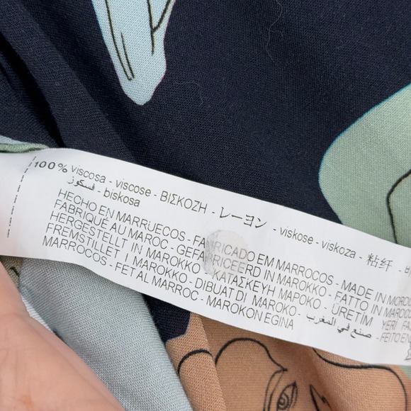 Zara Abstract Figure Print Long Sleeve Button Up Shirt Blouse Women Size M - Picture 4 of 6